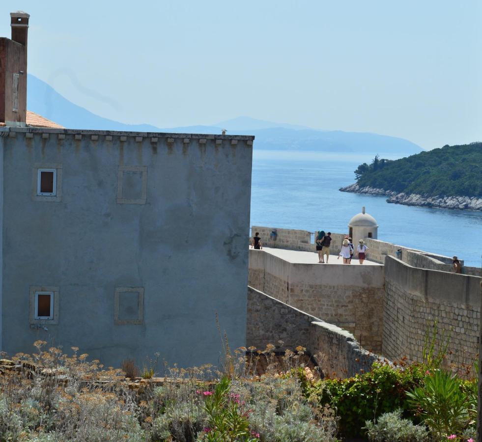 Lovely Holiday House Othello Next To The Buza Beach Ντουμπρόβνικ Εξωτερικό φωτογραφία
