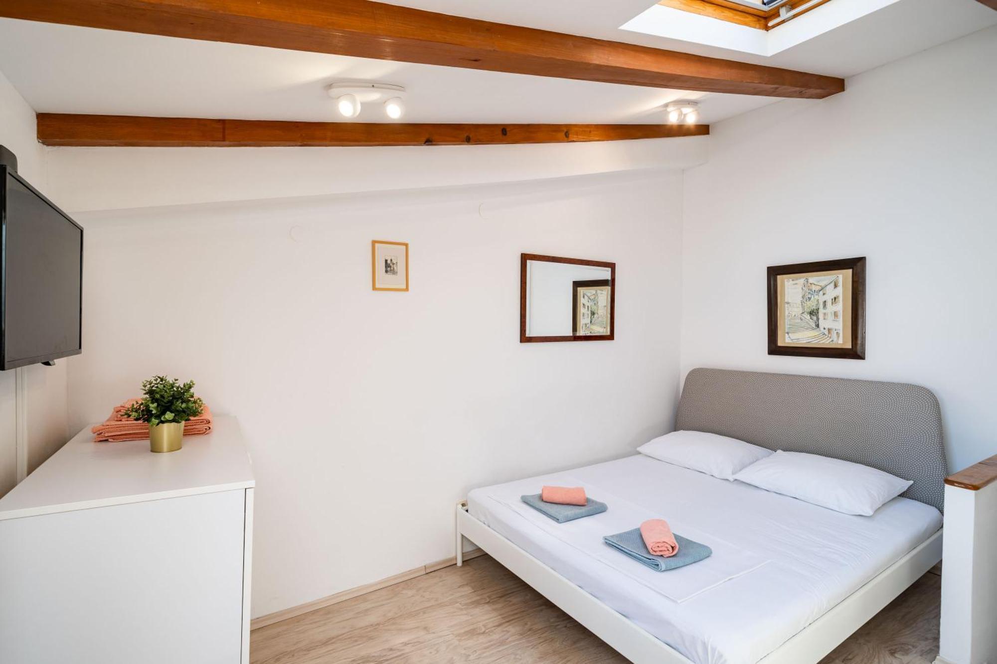 Lovely Holiday House Othello Next To The Buza Beach Ντουμπρόβνικ Εξωτερικό φωτογραφία